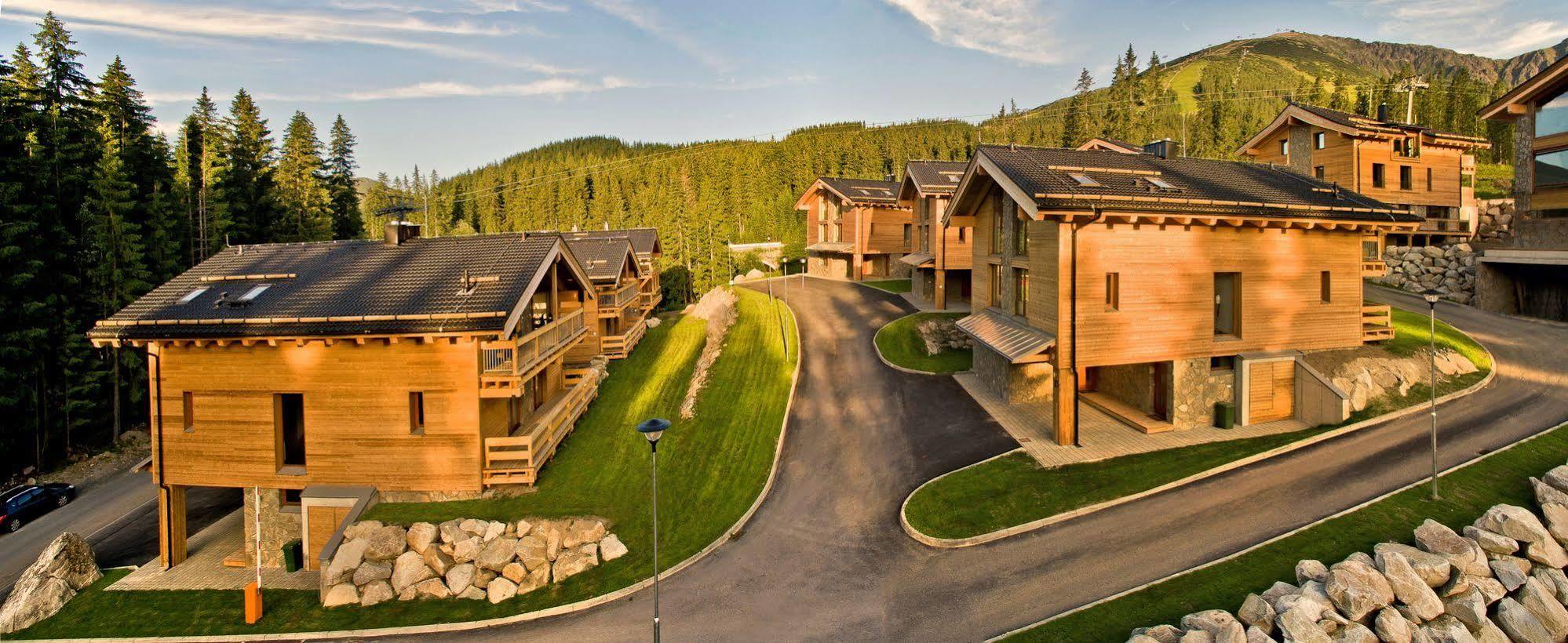 Chalets Jasna Collection Centrum Demanovska Dolina Exterior photo